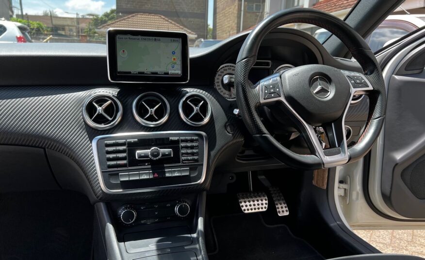 2015 Mercedes Benz A180 Pearl White