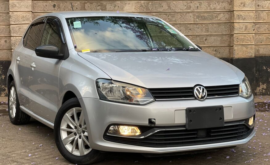 2015 Volkswagen Polo Silver