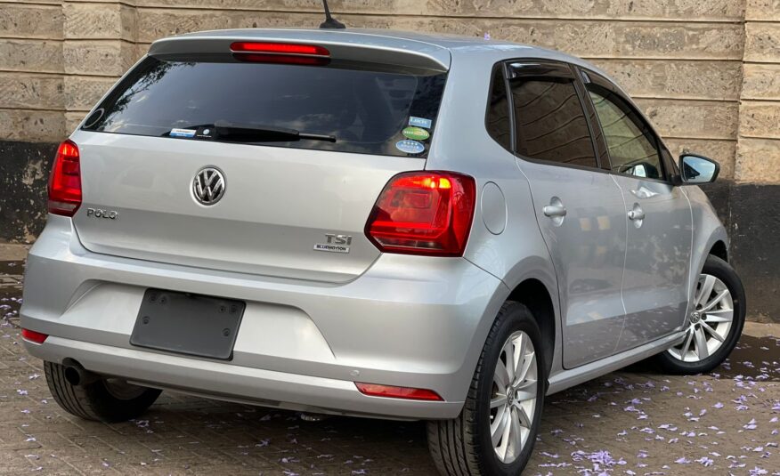 2015 Volkswagen Polo Silver