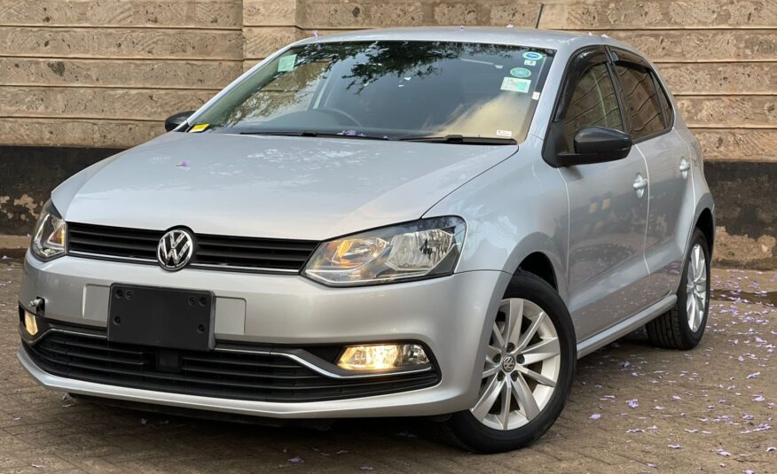 2015 Volkswagen Polo Silver