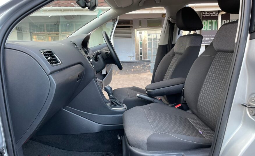 2015 Volkswagen Polo Silver