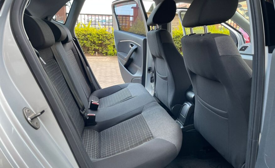 2015 Volkswagen Polo Silver