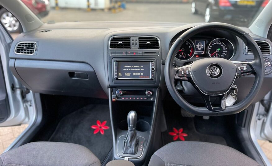 2015 Volkswagen Polo Silver