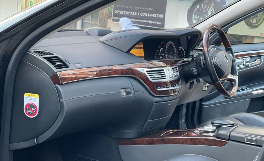 2011 Mercedes Benz S550
