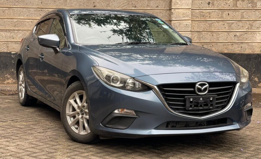 2015 Mazda Axela Blue