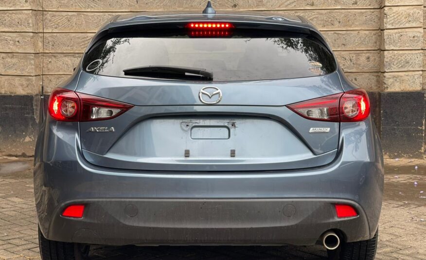 2015 Mazda Axela Blue