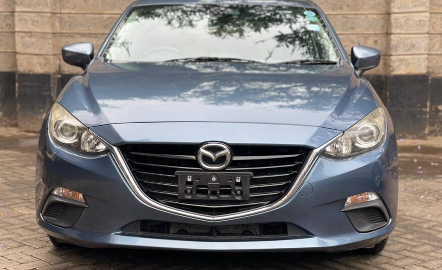 2015 Mazda Axela Blue