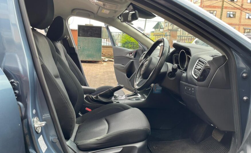 2015 Mazda Axela Blue