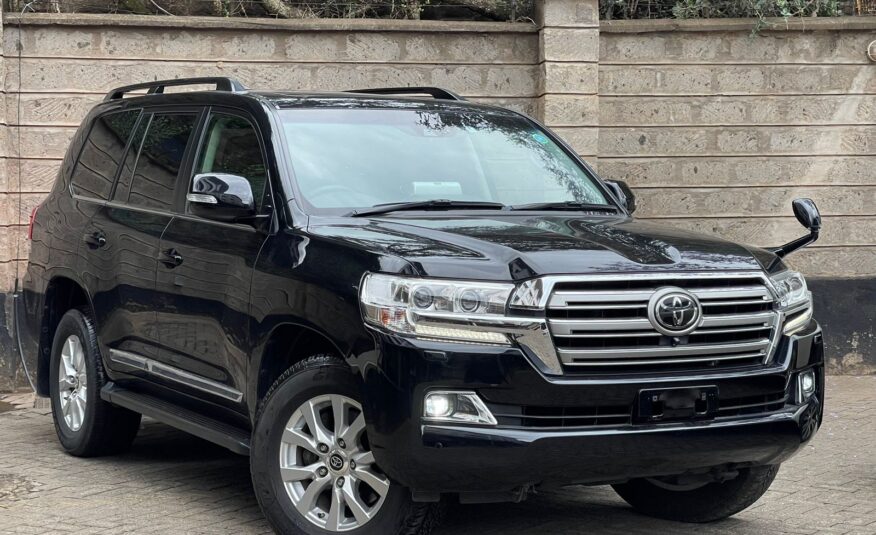 2016 Toyota Landcruiser ZX V8