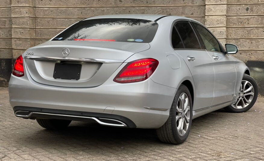2014 Mercedes Benz C200 Silver