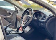2015 Volvo V40 T4