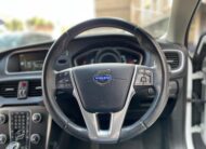 2015 Volvo V40 T4