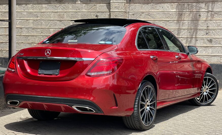 2015 Mercedes Benz C250 Red