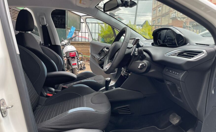 2015 Peugeot 208 White