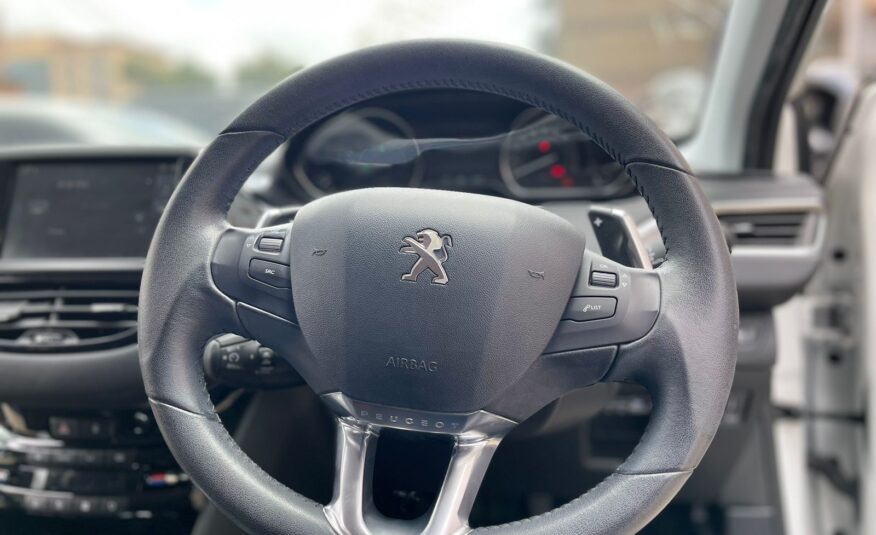 2015 Peugeot 208 White
