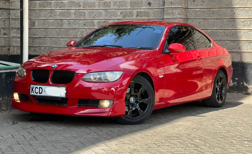 2008 BMW 3201 Coupe