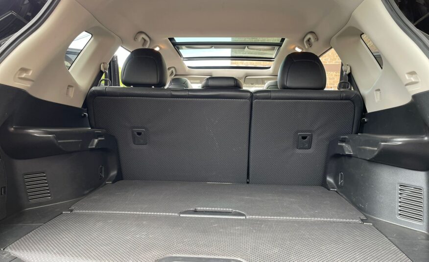 2015 Nissan X-Trail (Sunroof)