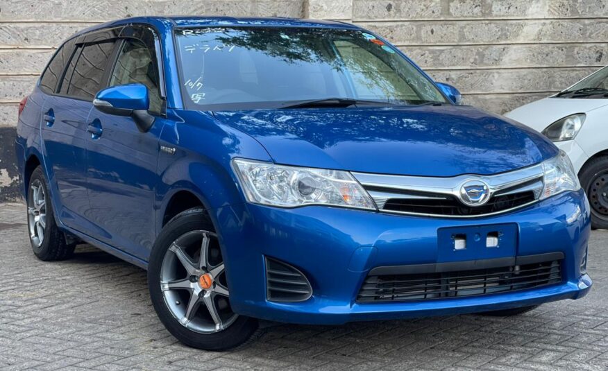2015 Toyota Fielder Hybrid