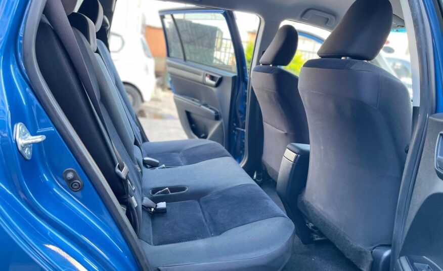 2015 Toyota Fielder Hybrid