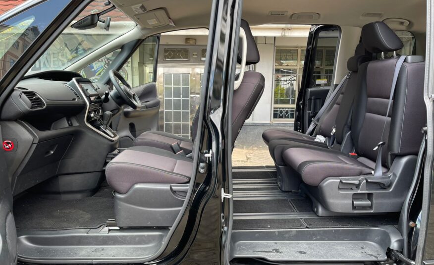 2016 Nissan Serena
