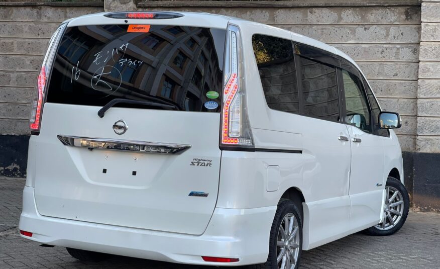 2015 Nissan Serena