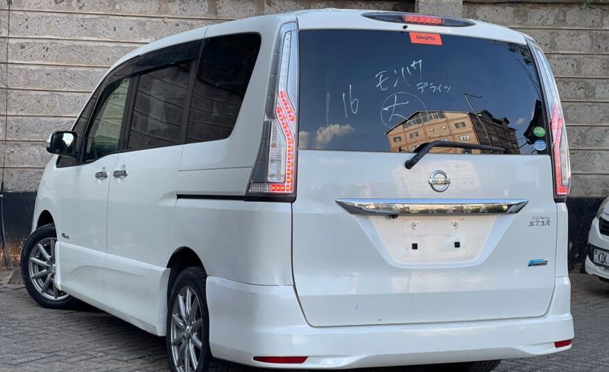 2015 Nissan Serena