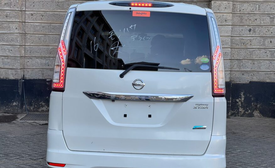 2015 Nissan Serena