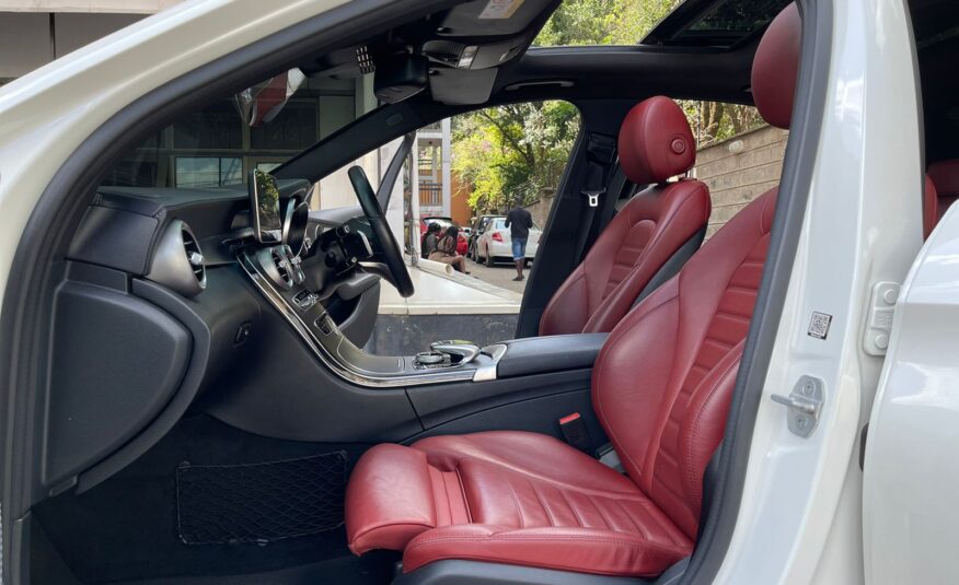 2014 Mercedes Benz C200
