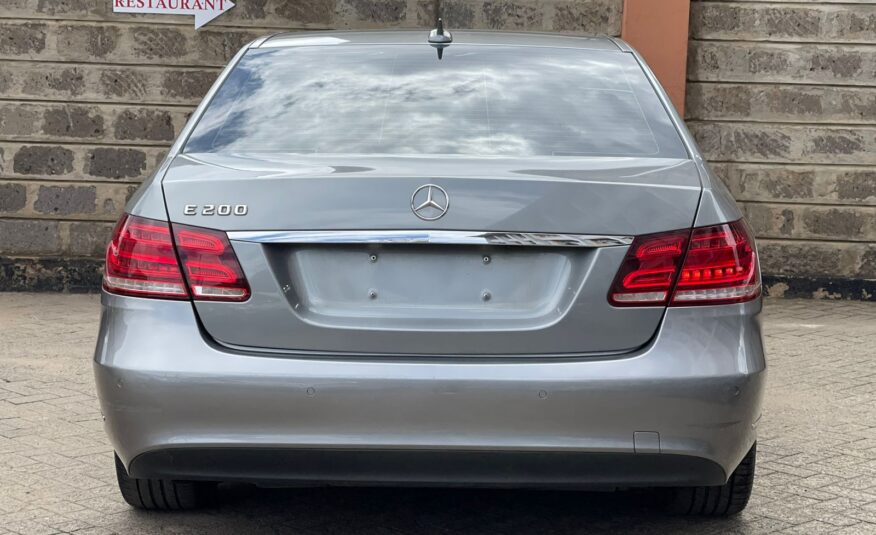 2014 Mercedes Benz E200