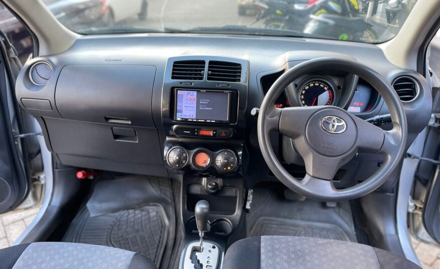 2007 Toyota IST