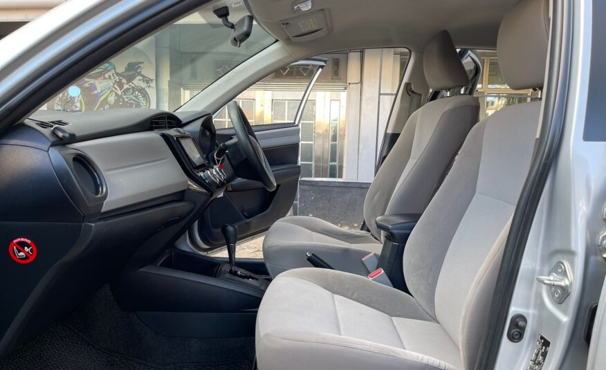 2013 Toyota Axio