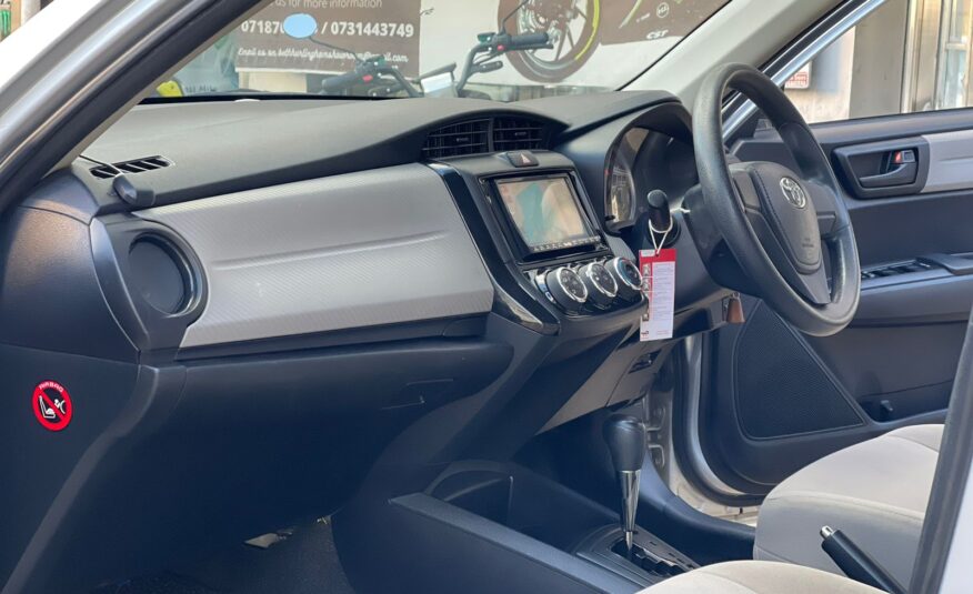 2013 Toyota Axio