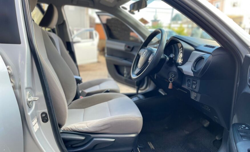 2013 Toyota Axio