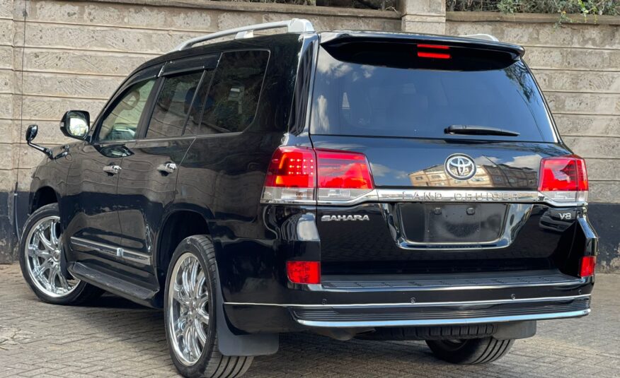 2017 Toyota Landcruiser V8 Sahara