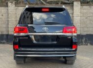 2017 Toyota Landcruiser V8 Sahara