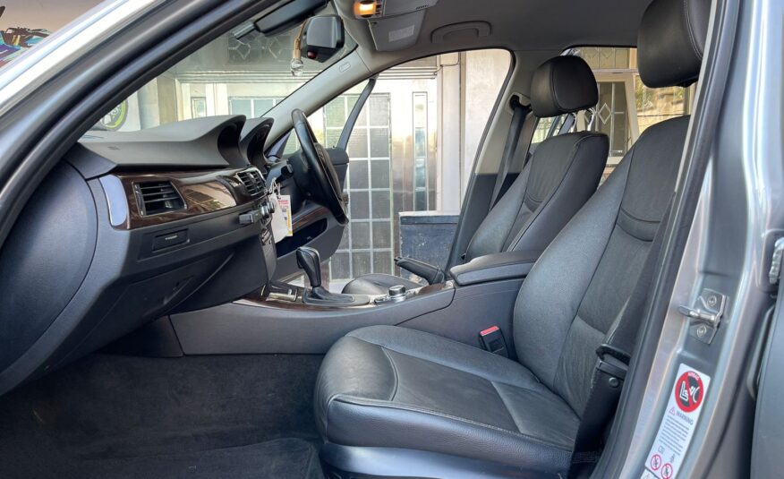 2011 BMW 320I