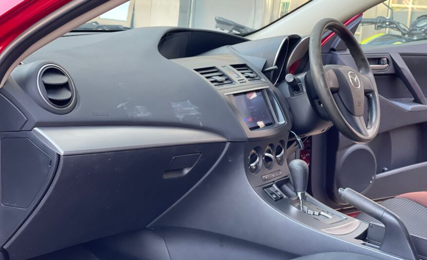 2015 Mazda Axela