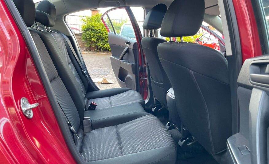 2015 Mazda Axela