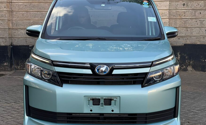 2015 Toyota Voxy New Shape