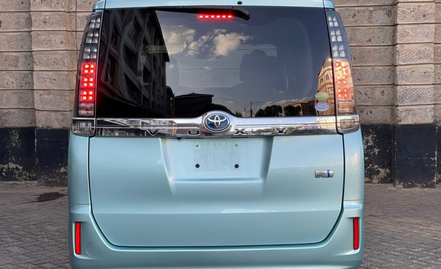 2015 Toyota Voxy New Shape