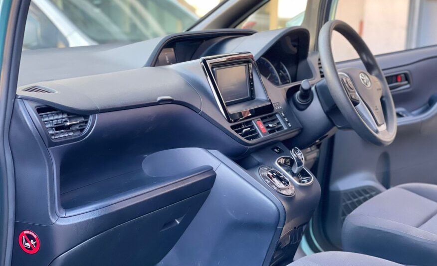 2015 Toyota Voxy New Shape