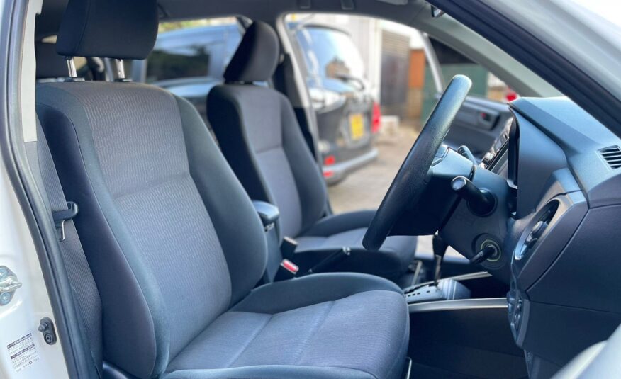 2015 Toyota Fielder White