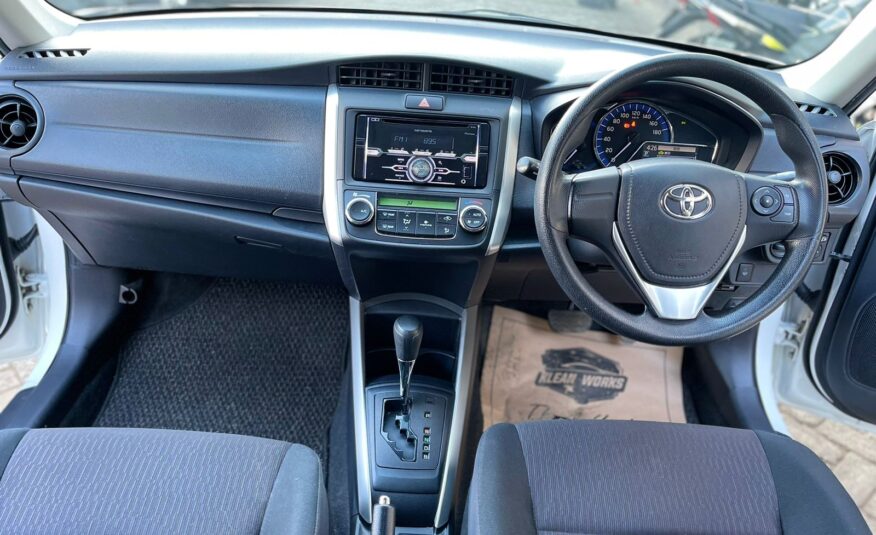 2015 Toyota Fielder White