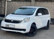 2006 Toyota Isis