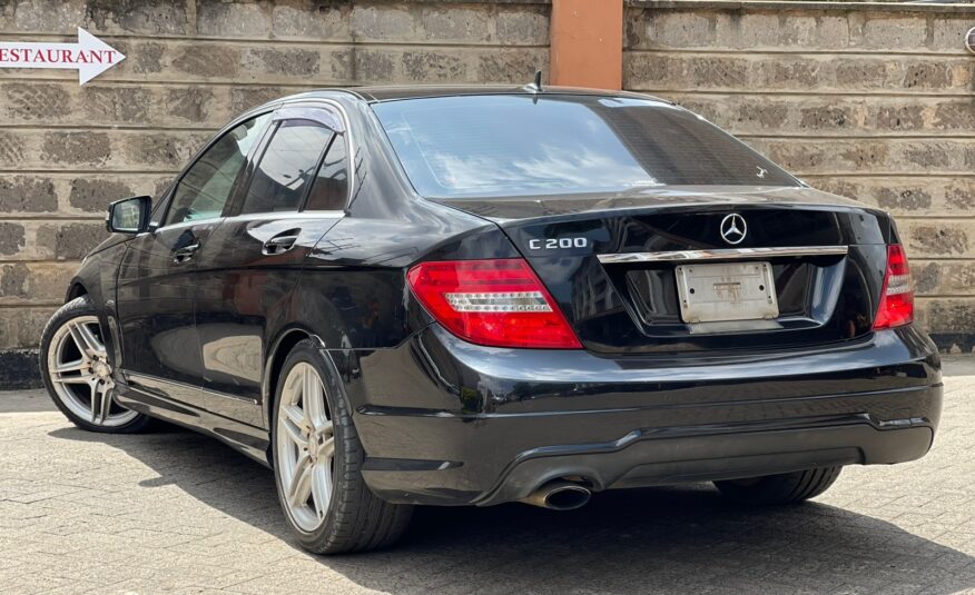 2012 Mercedes-Benz C200 Black