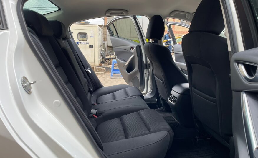 2015 Mazda Atenza
