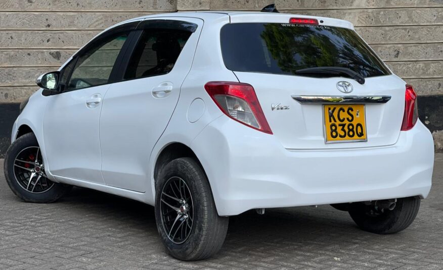 2012 Toyota Vitz White