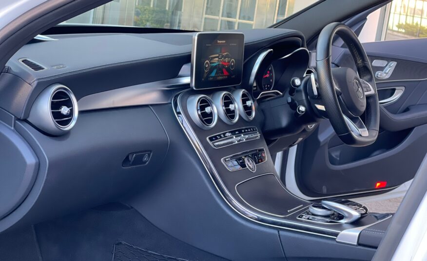 2015 Mercedes Benz C250 Pearl White