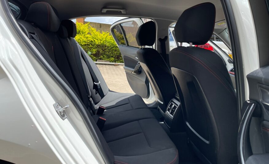 2015 BMW 116I White