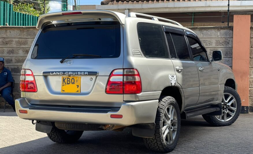 2006 Toyota Land-Cruiser 100 Series